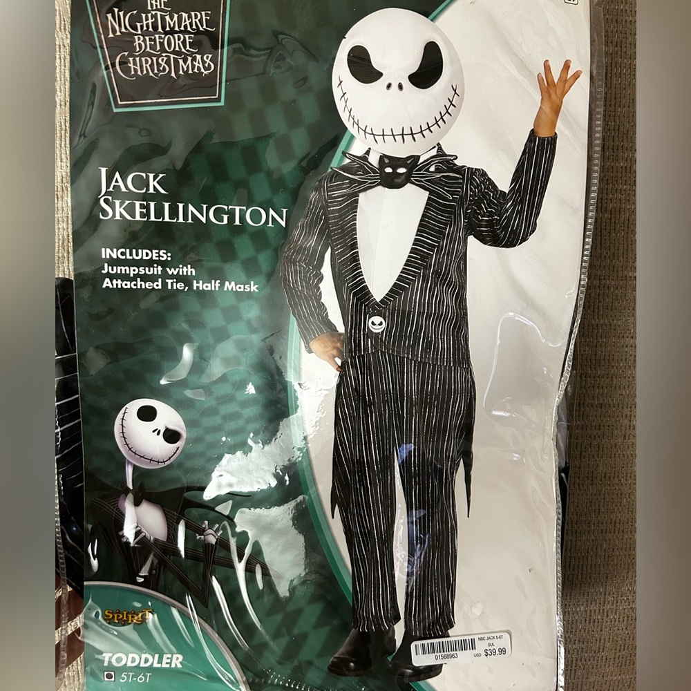 Jack skellington costume